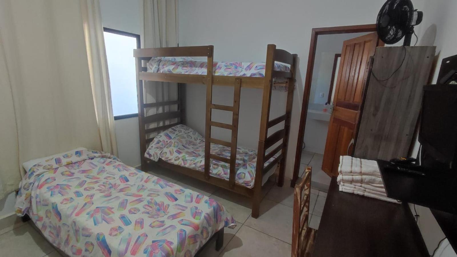Hostel Dela 蒂拉登特斯 外观 照片